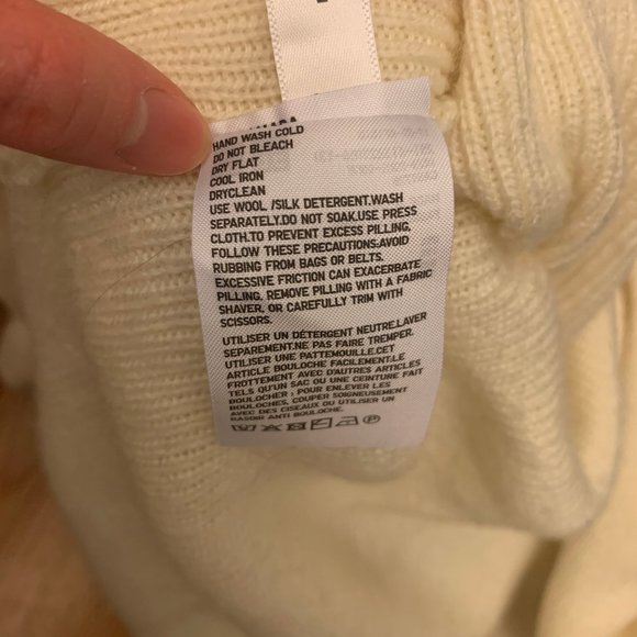 Uniqlo Large Cream White Wool Sweater - Picture 3 of 4